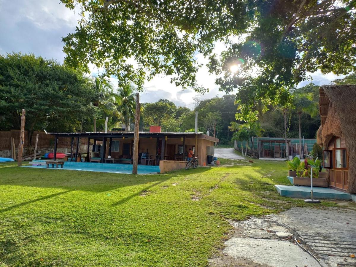 Pepos Xul-Ha Hotel Buitenkant foto